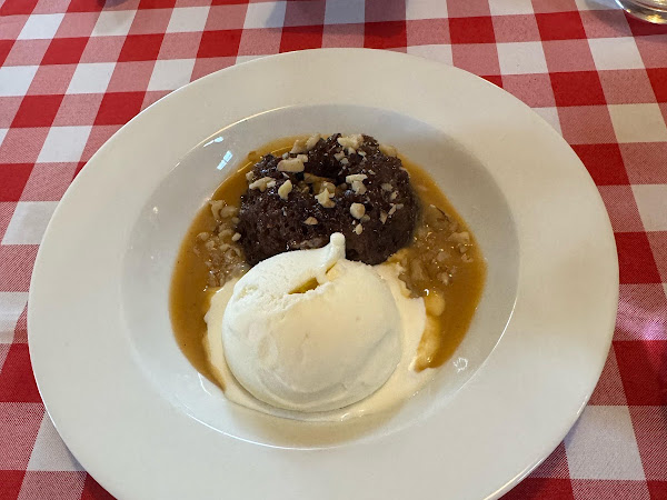 Sticky toffee pudding